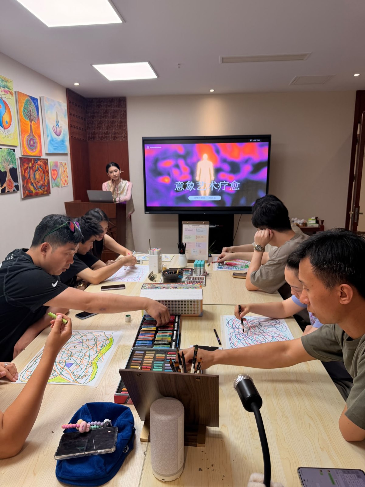 An art therapy class at the Institute